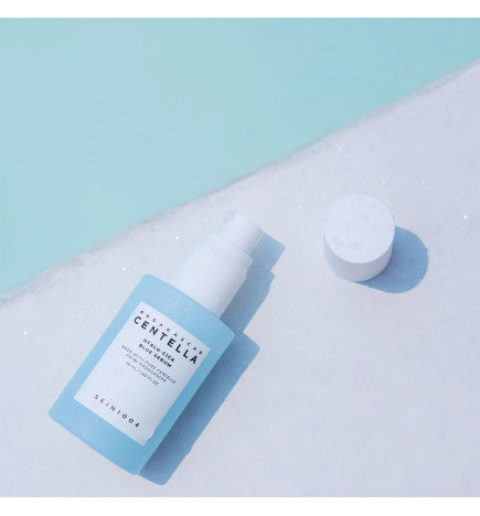 Skin1004 - Madagascar Centella Hyalu-Cica Blue Serum 30ml (SUERO CON EXTRACTO CENTELLA ASIATICA/ACIDOS HIALURONICOS/NIACINAMIDA)