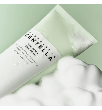Skin1004 - Madagascar Centella Tea-Trica Bha Foam 125ml (LIMPIADOR FACIAL EN ESPUMA)