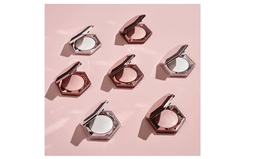 Fenty Beauty Diamond Bomb All-Over Diamond Veil (ILUMINADOR EN POLVO)