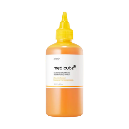 MEDICUBE - KOJIC ACID TURMERIC RESURFACING TONER 250ML (TONICO ACIDO KOJICO Y EXTRACTO DE CURCUMA)