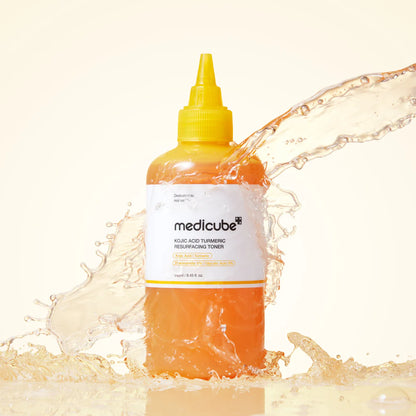 MEDICUBE - KOJIC ACID TURMERIC RESURFACING TONER 250ML (TONICO ACIDO KOJICO Y EXTRACTO DE CURCUMA)